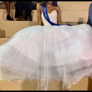 COPY - Wedding Gown/Homecoming Dress